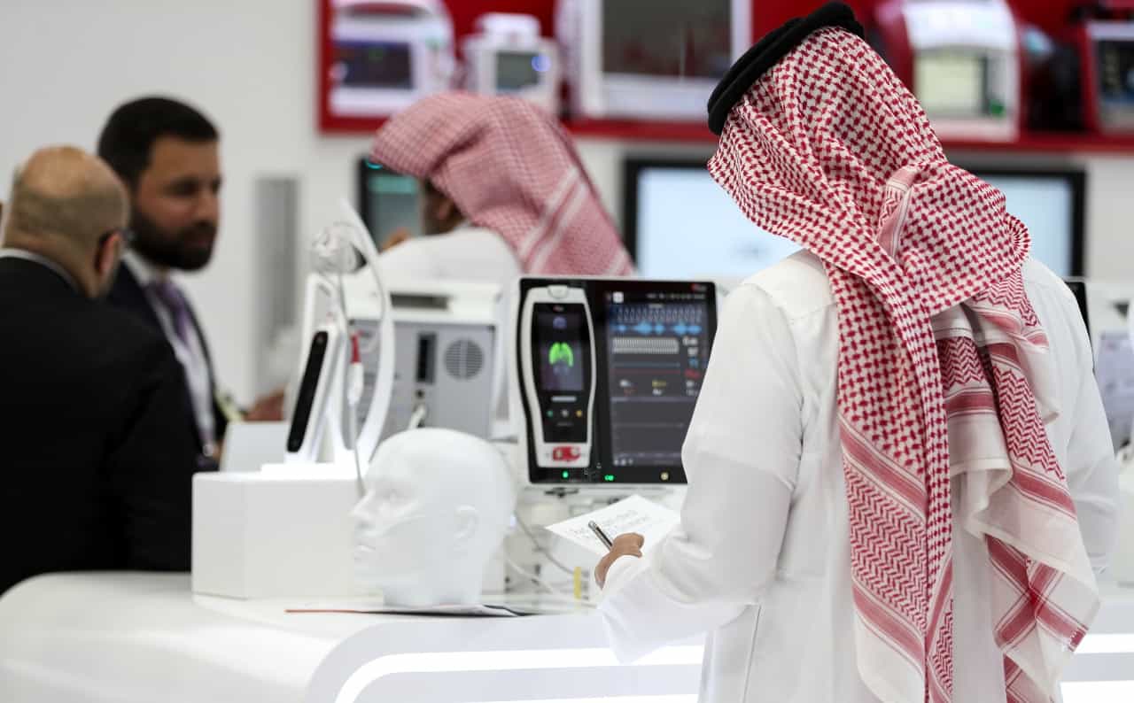 King Abdullah Medical Complex signs a cooperation agreement with National Center for Mental Health Promotion