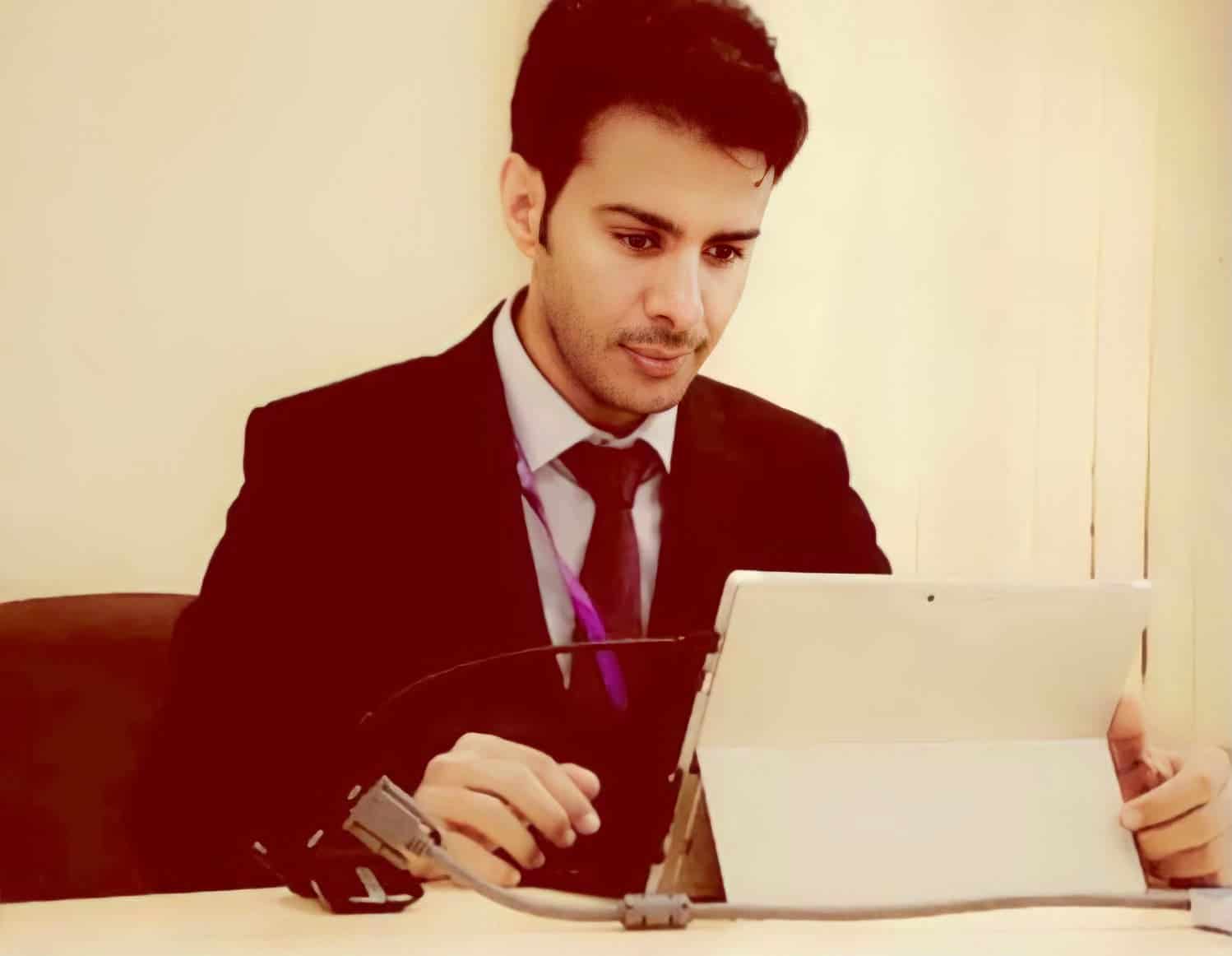 An inspiring story of a Saudi who fought cancer and got doctorate