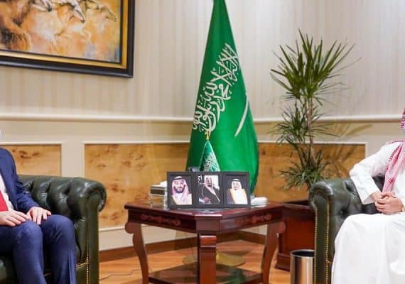Saudi rights chief receives Australia's envoy