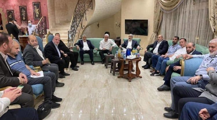 HAMAS AGREES TO ESTABLISH A TRUCE WITH ISRAEL