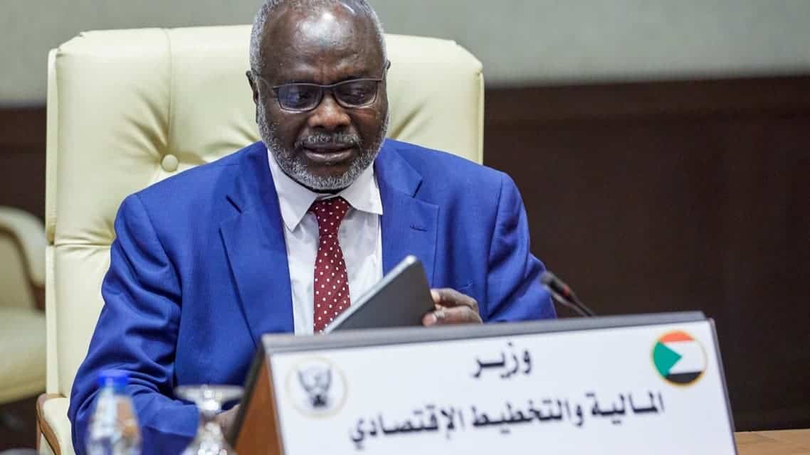 Sudan's Finance Minister demands the dissolution of the current government