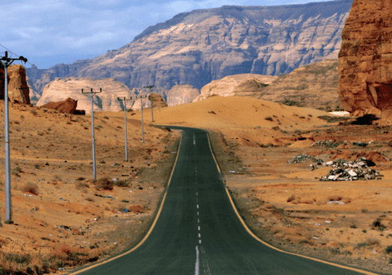 Road linking Saudi Arabia and Oman inaugurated