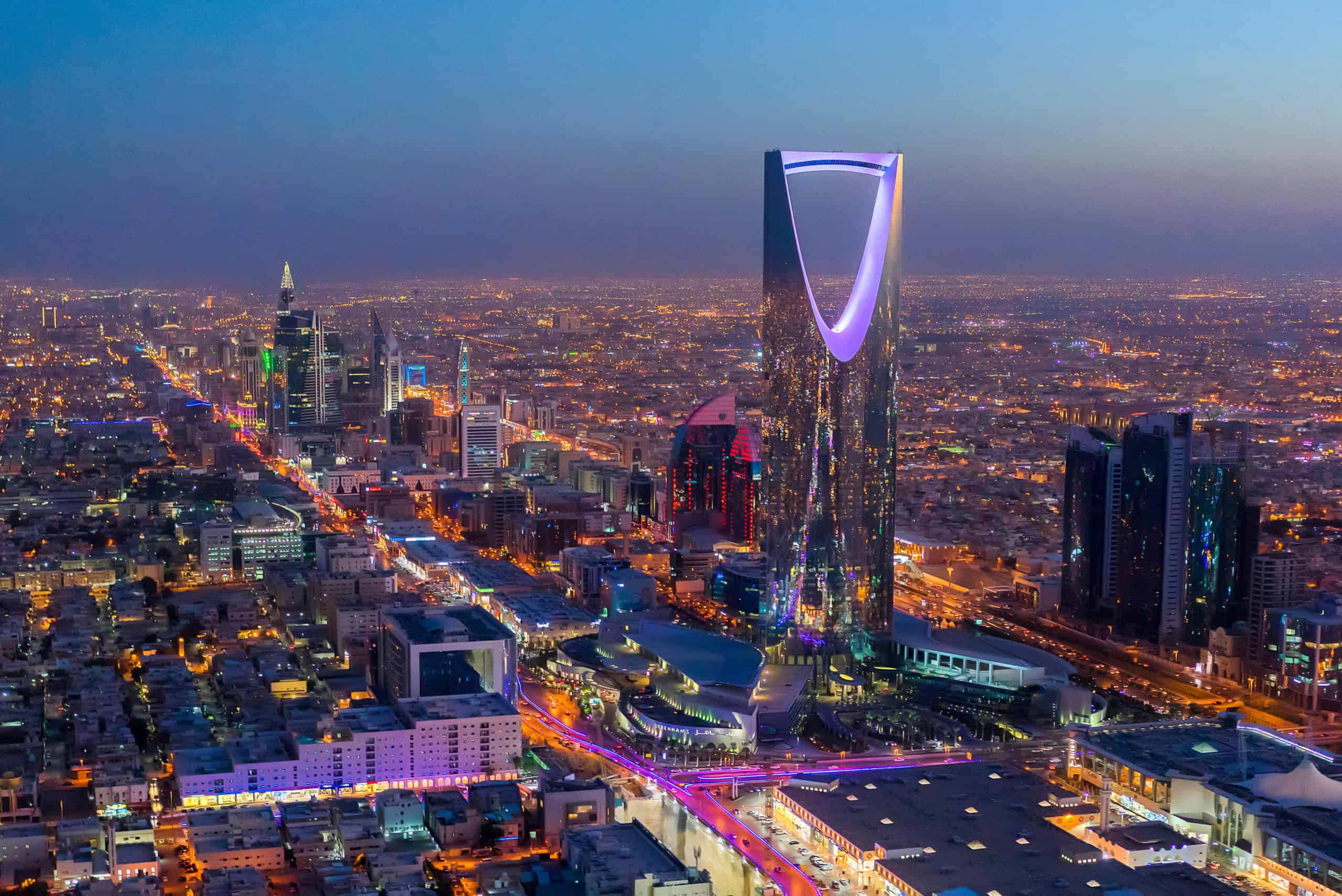 Saudi market index rises 0.7% to 13,500 points
