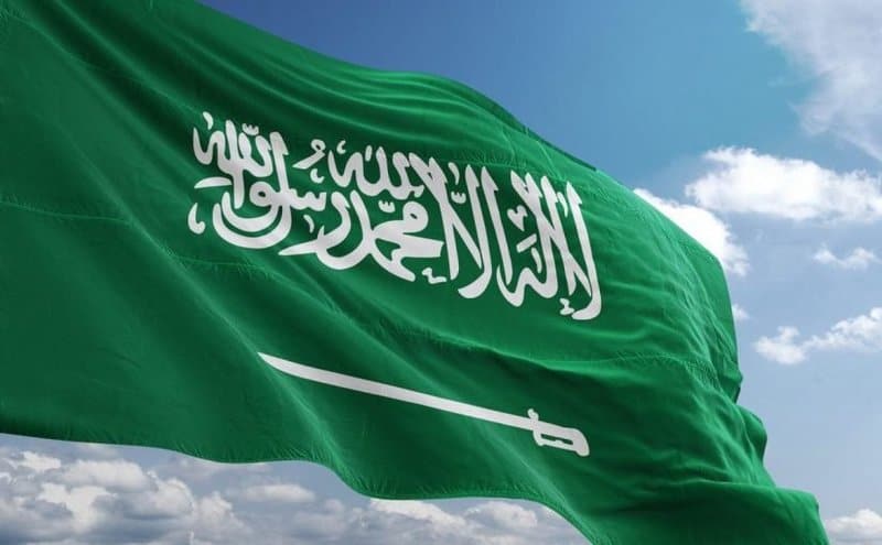 Public Prosecution warns against dropping or insulting Saudi flag