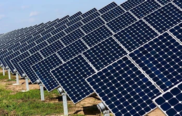 Saudi Arabia plans to export solar panels to Europe & Africa