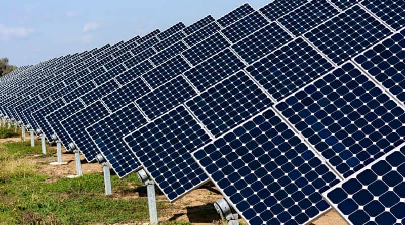 Saudi Arabia plans to export solar panels to Europe & Africa