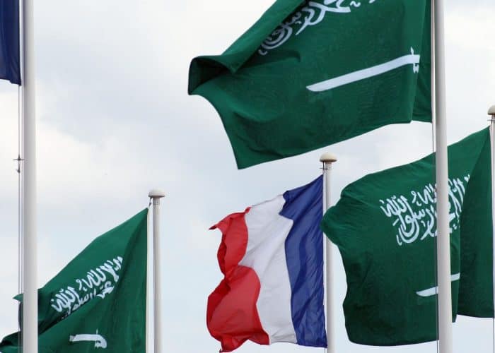 French FM Blames Houthi Attacks on Saudi Arabia