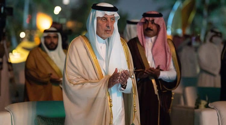 Prince Khalid Al-Faisal inaugurates mobile medical clinics in Makkah