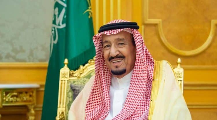 King Salman chairs the Cabinet session at Al Salam Palace in Jeddah.