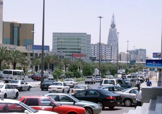 Saudi Commerce Ministry unveils 10 urgent measures to address cars delivery delay