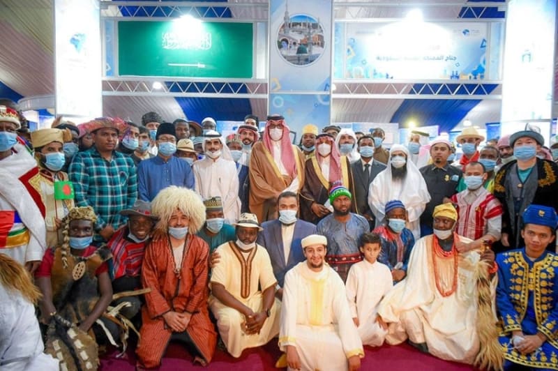 Deputy Emir of El Medina inaugurates the Festival of Cultures and Peoples