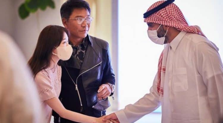 Saudi Culture Minister meets the founder of Korean SM Entertainment