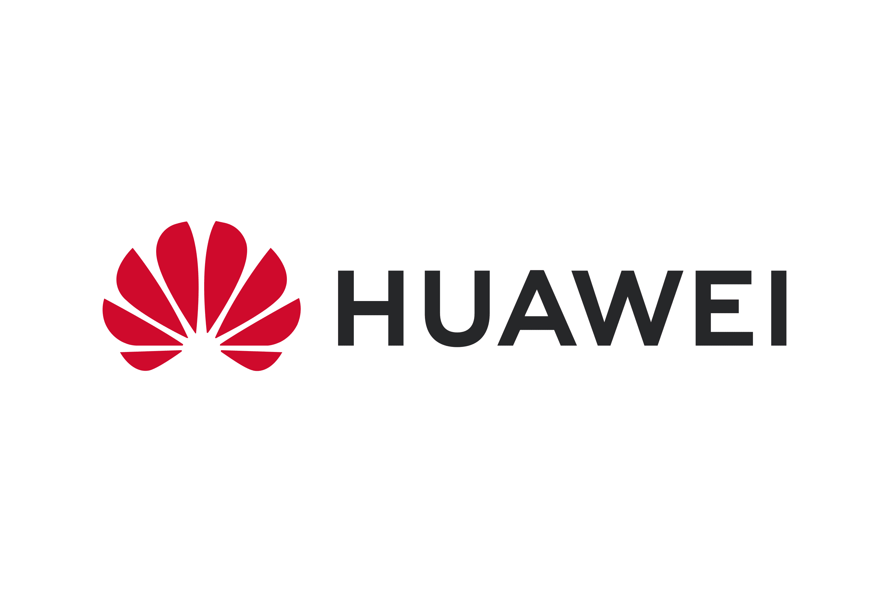 US considers banning all Huawei products due to spying