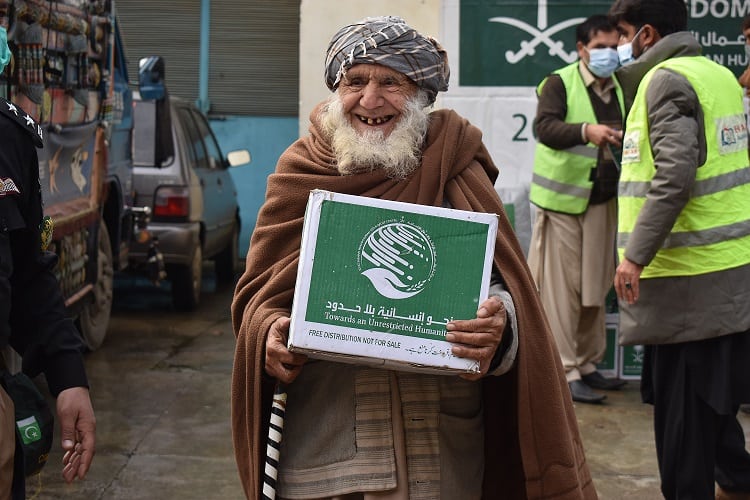 KSRelief distributes 1,020 winter bags in the Astor & Skardu regions of Pakistan
