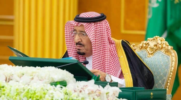 King Salman chairs Cabinet meeting inside Al-Yamamah Palace
