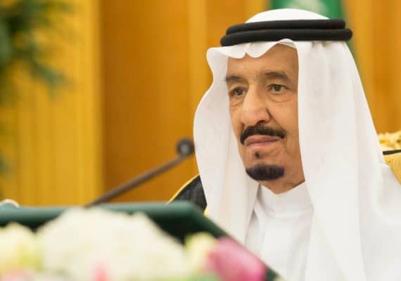 King Salman invites the Emir of Kuwait to attend two summits with China