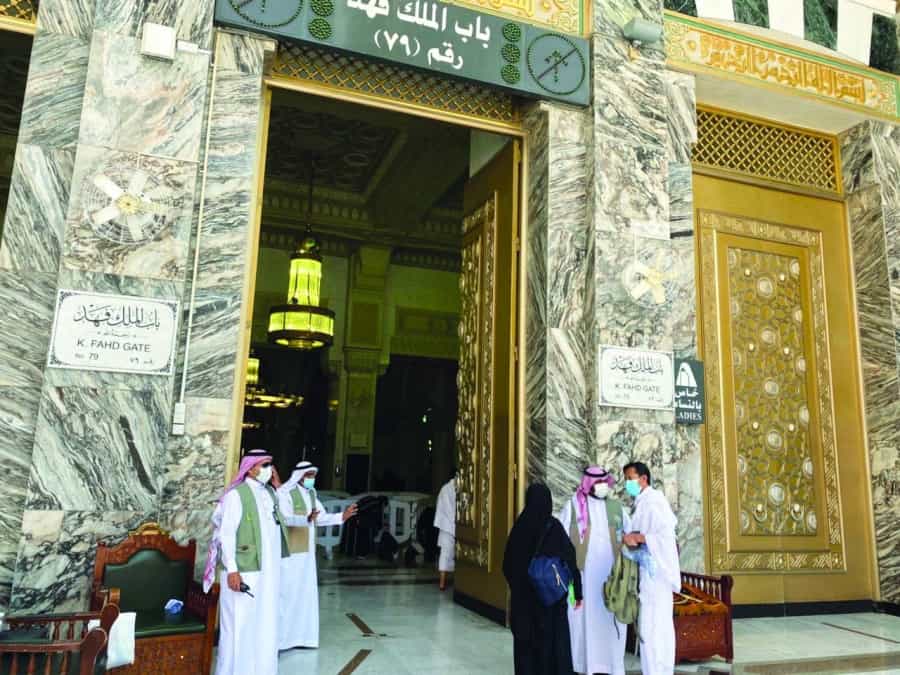 Two Holy Mosques provide an E- locomotive to transport the elderly and disabled