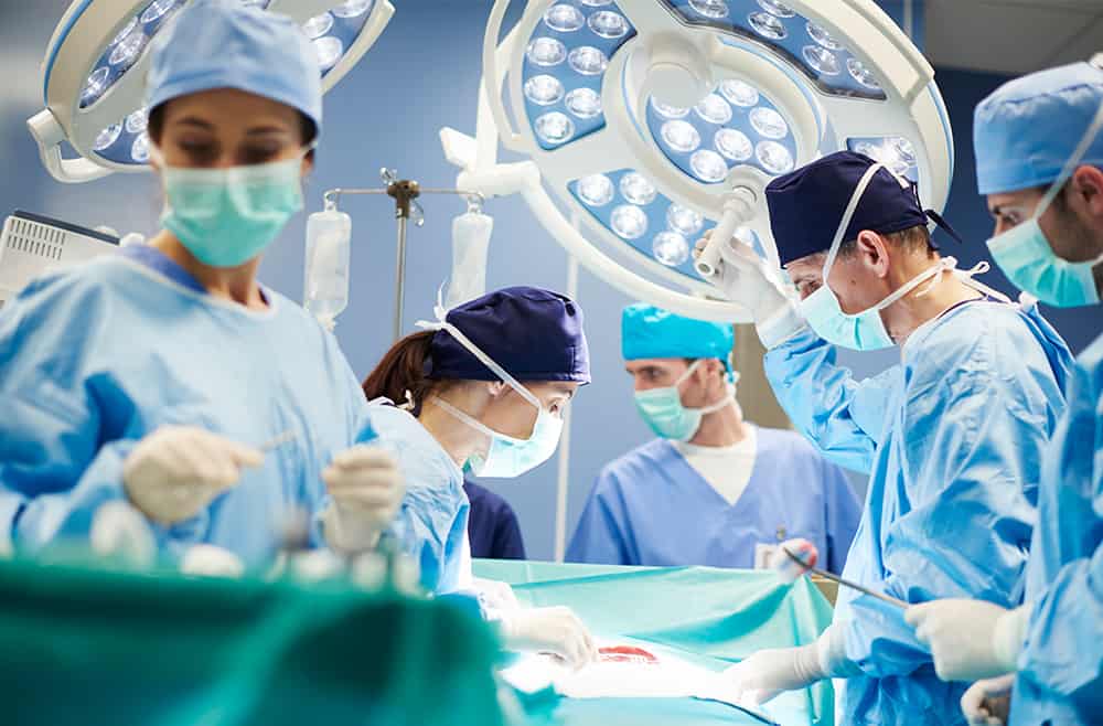 100 Saudi Organ Donors Awarded King Abdulaziz Medal of Third Class