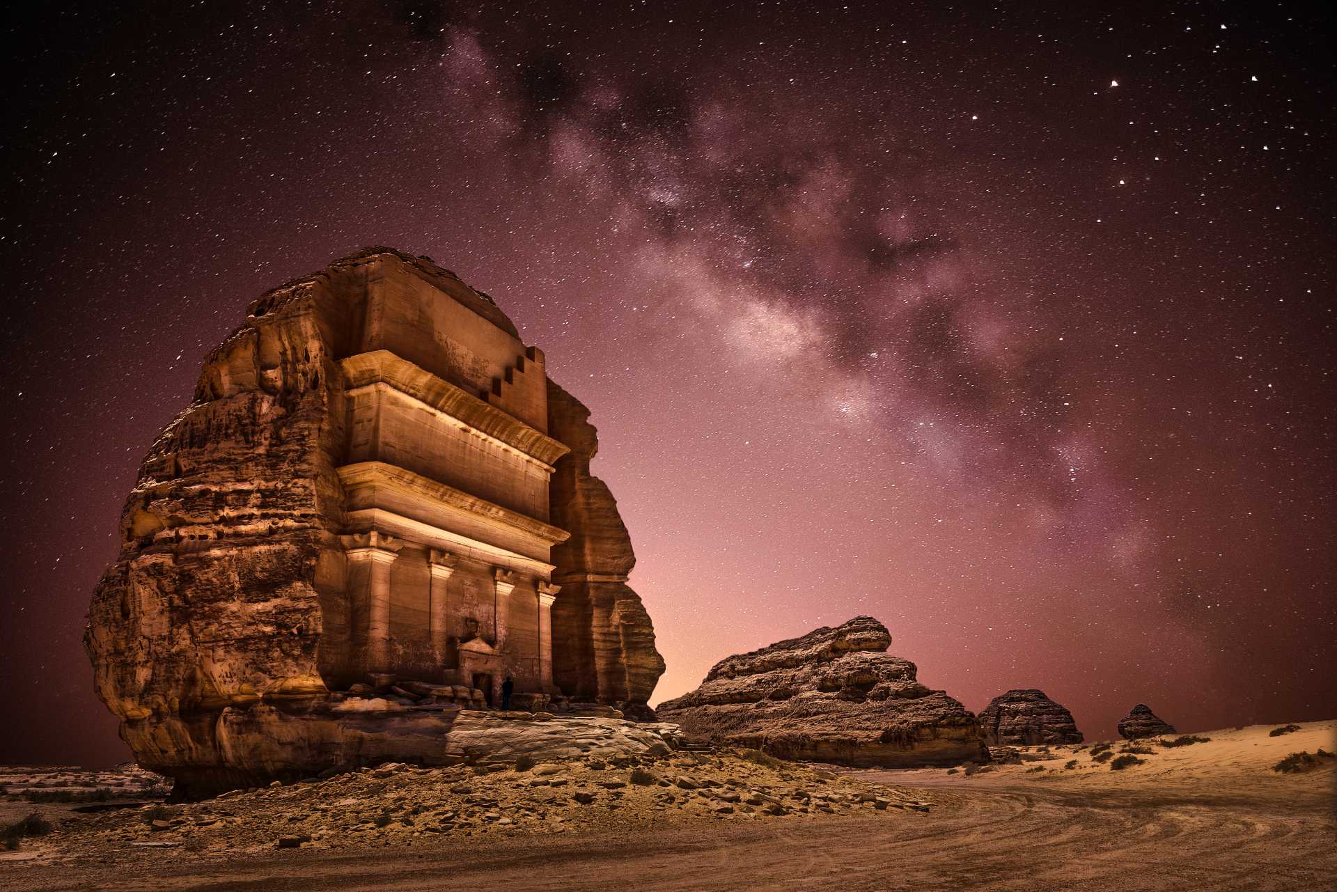 Al-Ula … A Castle of mountains & Rare Rock Formations