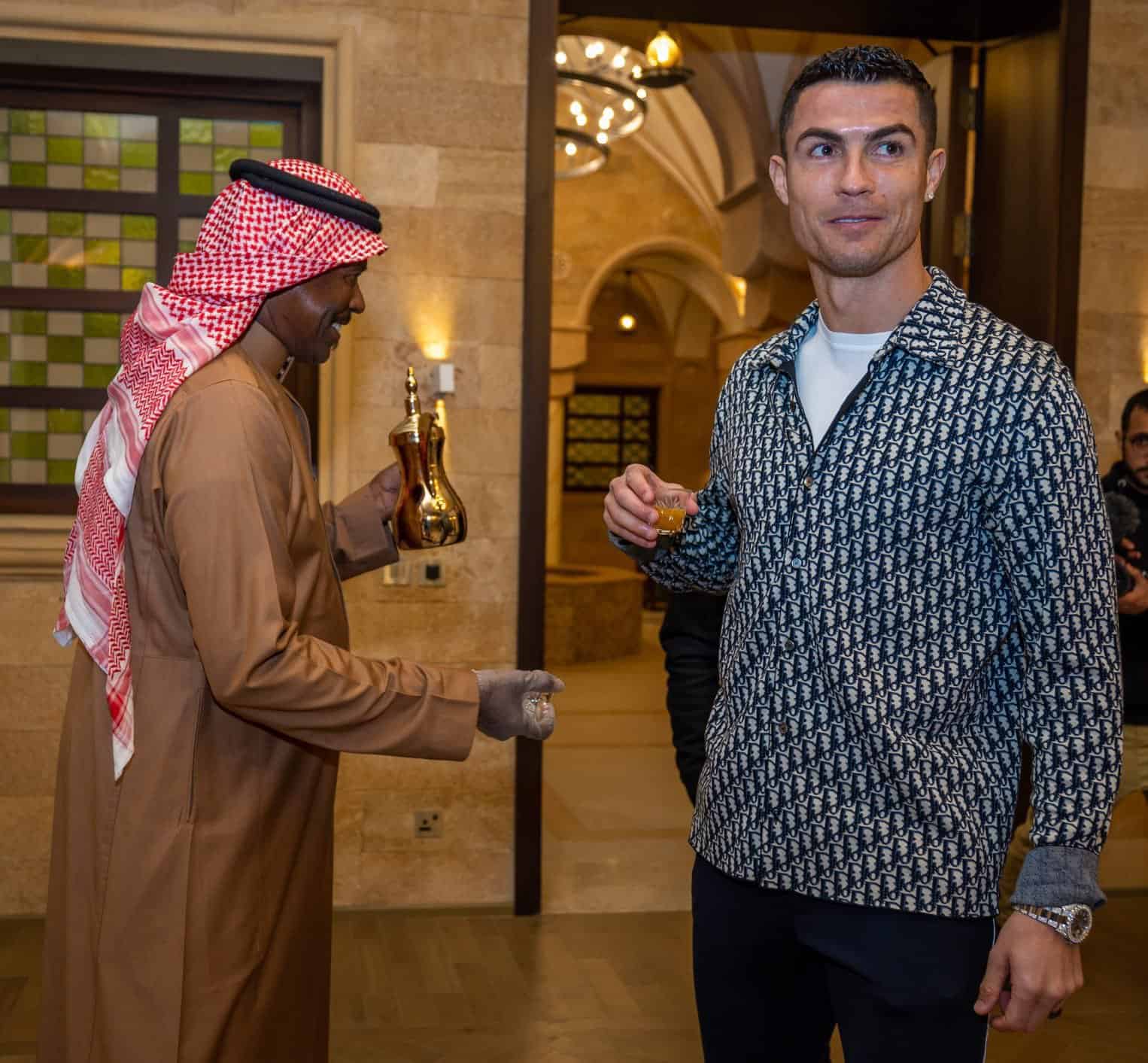 Saudi businessman pays $2.6 million to watch Cristiano Ronaldo vs Lionel Messi