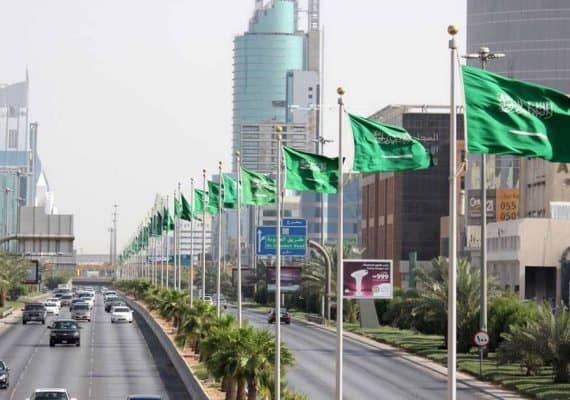 Saudi Arabia begins testing a new technology to cool the roads