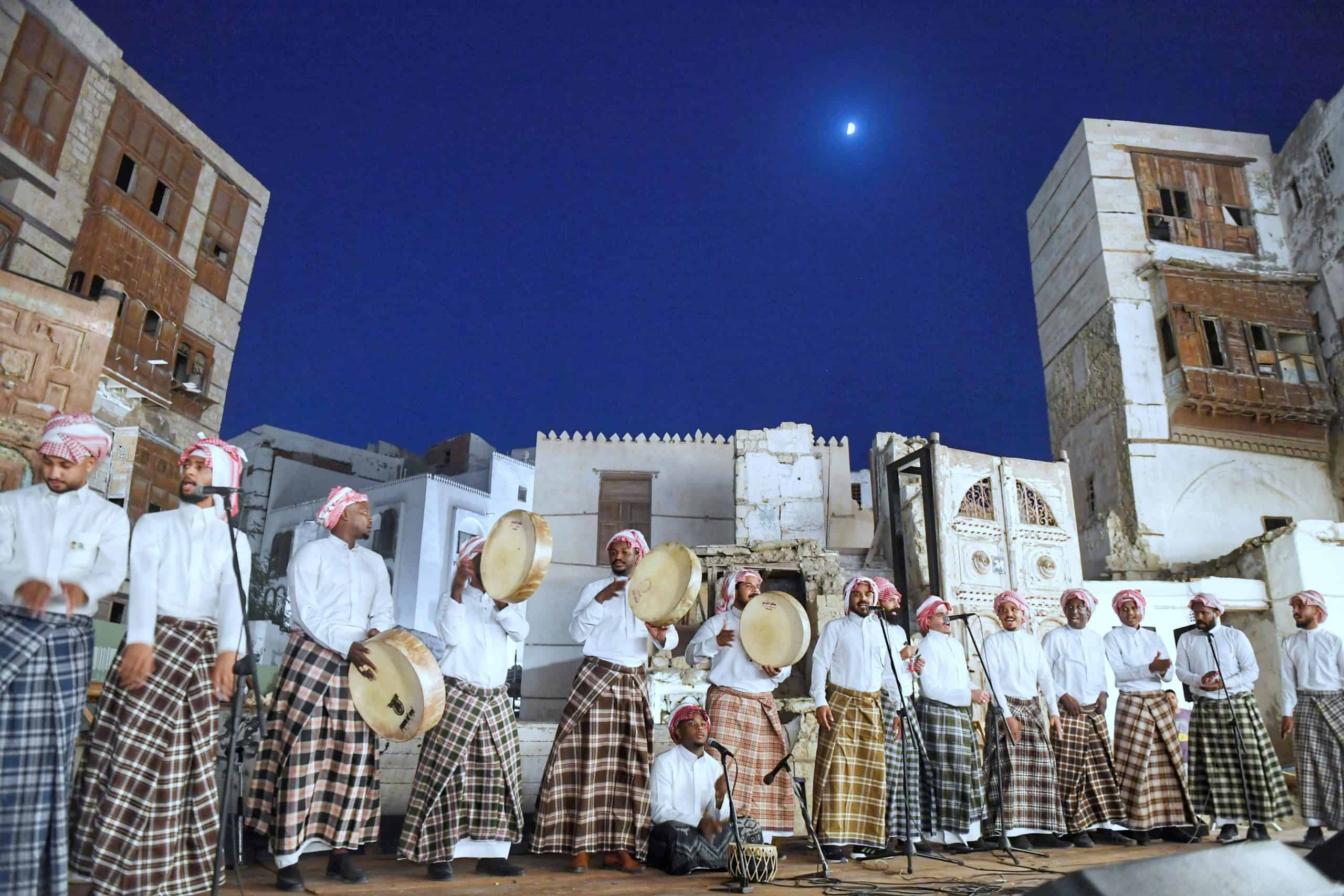 Jeddah's Historic District Splashes Green in Celebration of National Day