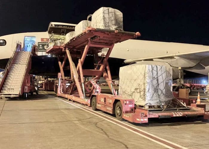 20th Saudi Relief Plane to Gaza Arrives at El Arish Airport