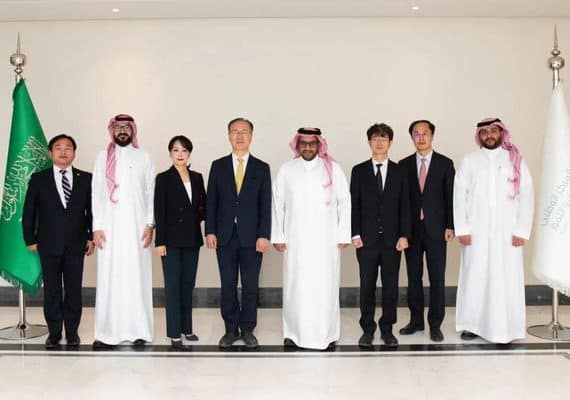 Saudi National Dates, Palms Center Hosts South Korean Envoy