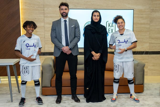 Al Shabab Women's FC Signs Sponsorship Agreement With Swiss Drink Brand