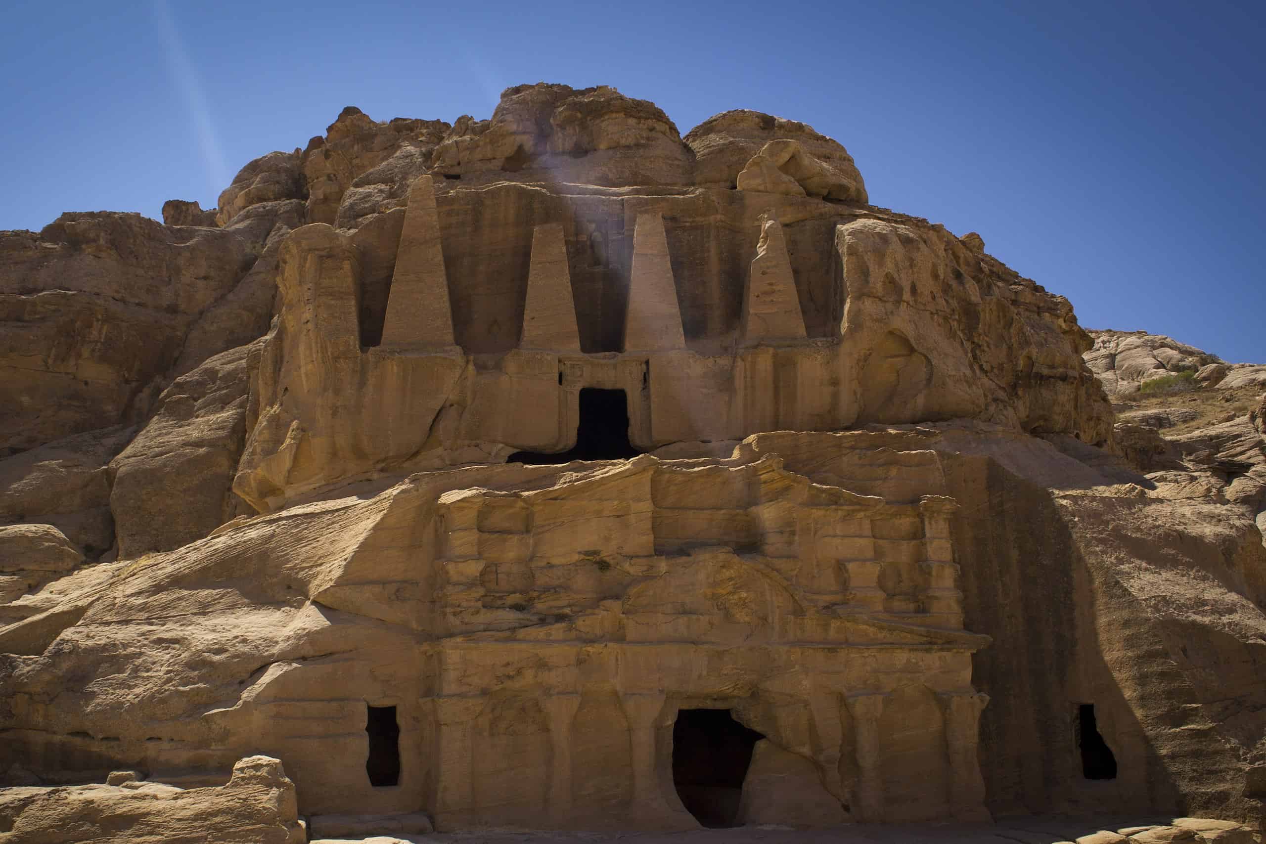 A Look Inside Nabataean Tombs