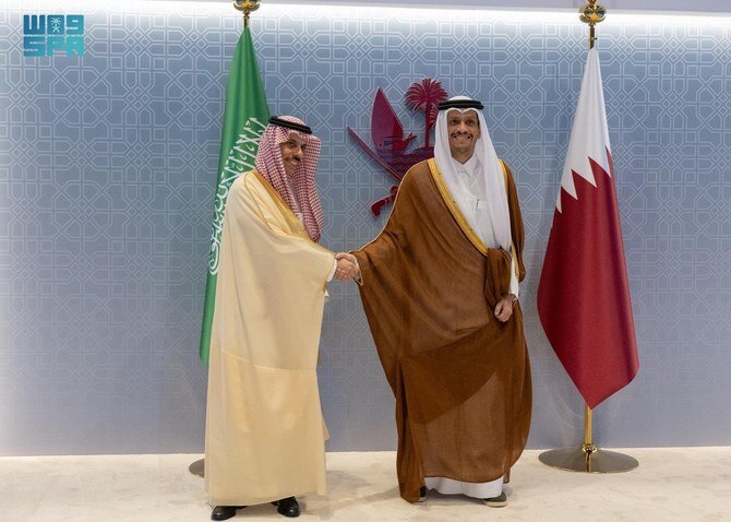 Saudi Foreign Minister Meets with Qatar Prime Minister in Doha