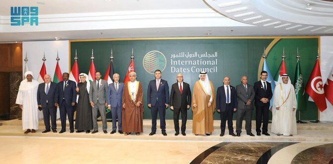 Saudi Annual Date Exports Mark $2.3bn: Saudi Environment Min.