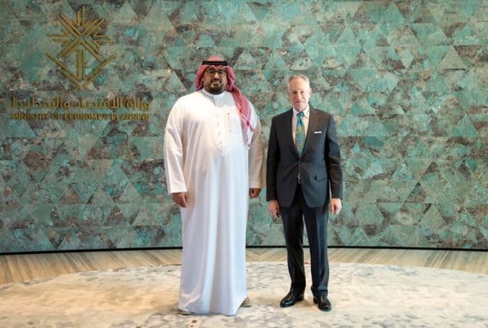 Economy, Planning Min. Meets with U.S Ambassador in Riyadh