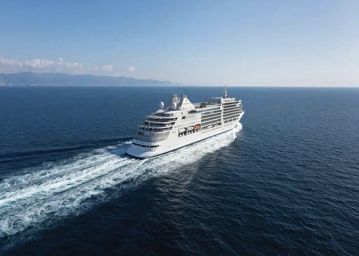 Erth, First Saudi Sea Restaurant on Board Aruya Cruise