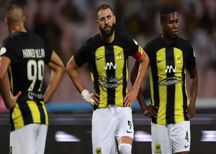 Al-Ittihad Dominates Auckland City in First Half of FIFA
