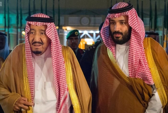 Saudi King, Crown Prince Congratulate Sheikh Mishal for Assuming Reins of Power