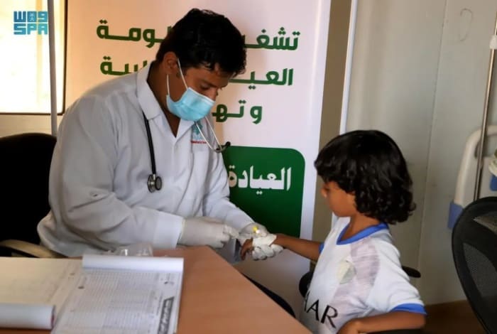 KSrelief Mobile Clinics Serve 127 Patients in Hajjah Governorate