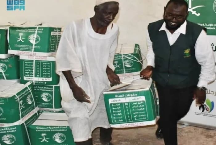 KSrelief Distributes 600 Food Baskets in Sudan