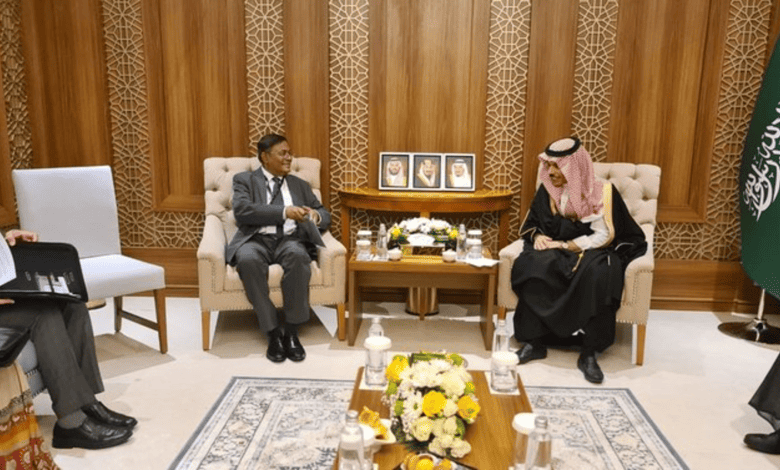 Bangladesh, Saudi to Cooperate on Crude Oil Import