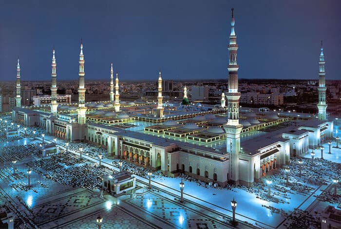 Prophet's Mosque Showcases Modern Techniques for Visitors