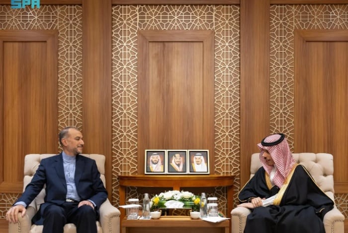 Saudi Foreign Min. Meets his Iranian Counterpart