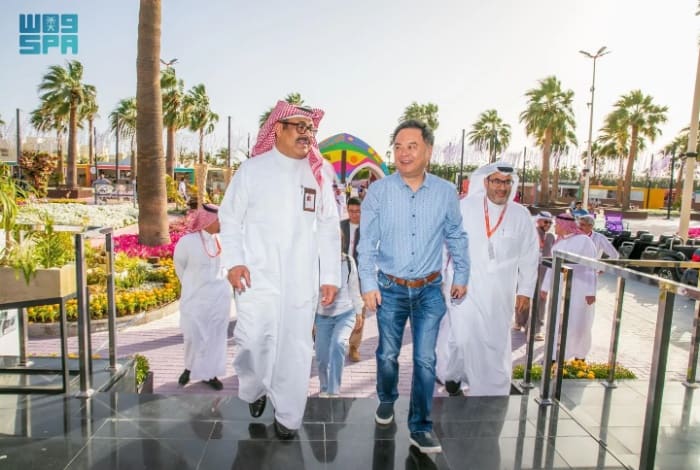 Chinese Ambassador to KSA Admires Yanbu Flower, Garden Festival