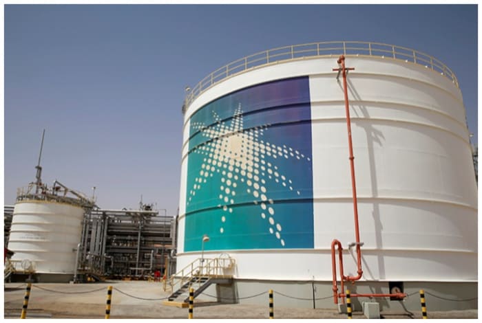 Saudi in Talks to Add Top Wall Street Banks to Aramco Share Sale