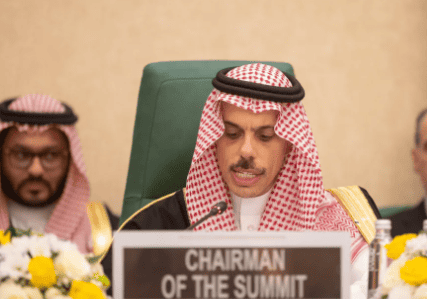 Farhan: International Community Is "Incapable" of Stopping “Massacre”