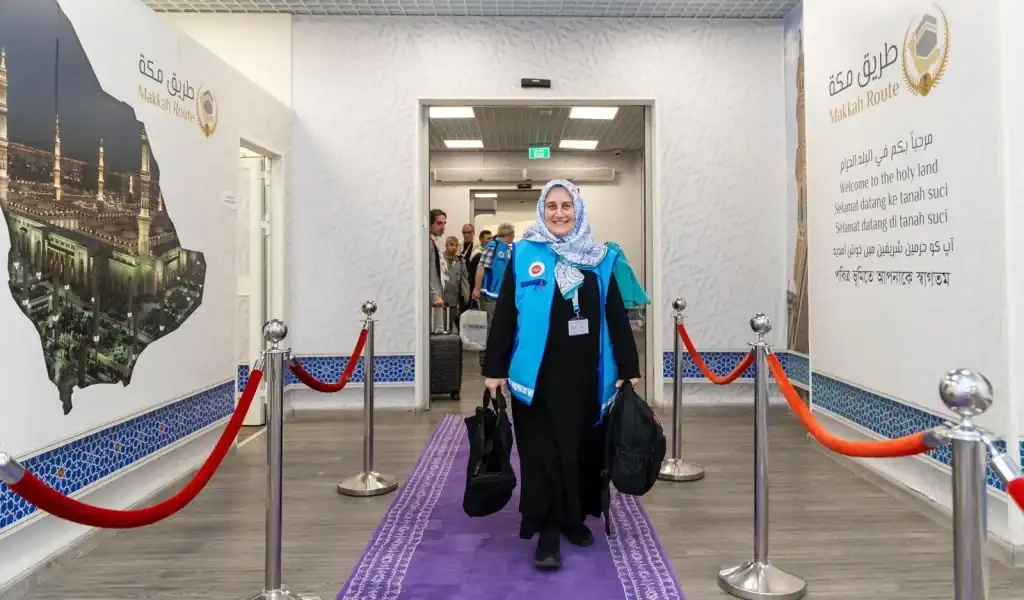 Hajj Season 2024 Kicks off: Saudi Arabia Welcomes First Batches of Pilgrims