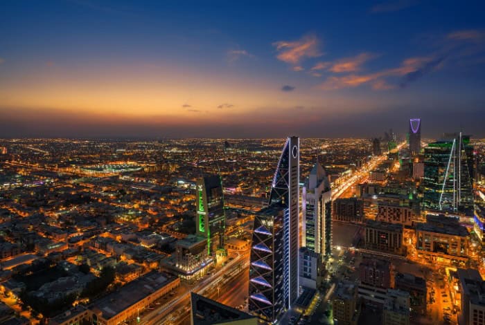 Saudi Arabia Witnesses 78% in Commercial Records