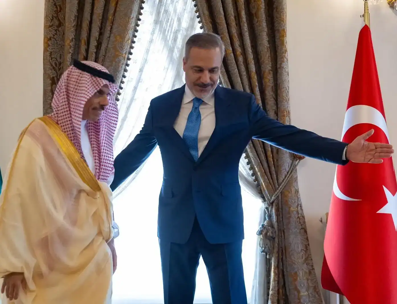 Saudi FM Signs Protocol of Saudi-Turkish Coordination Council