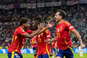 Spain Beats England to Make History in Euro 2024 Final