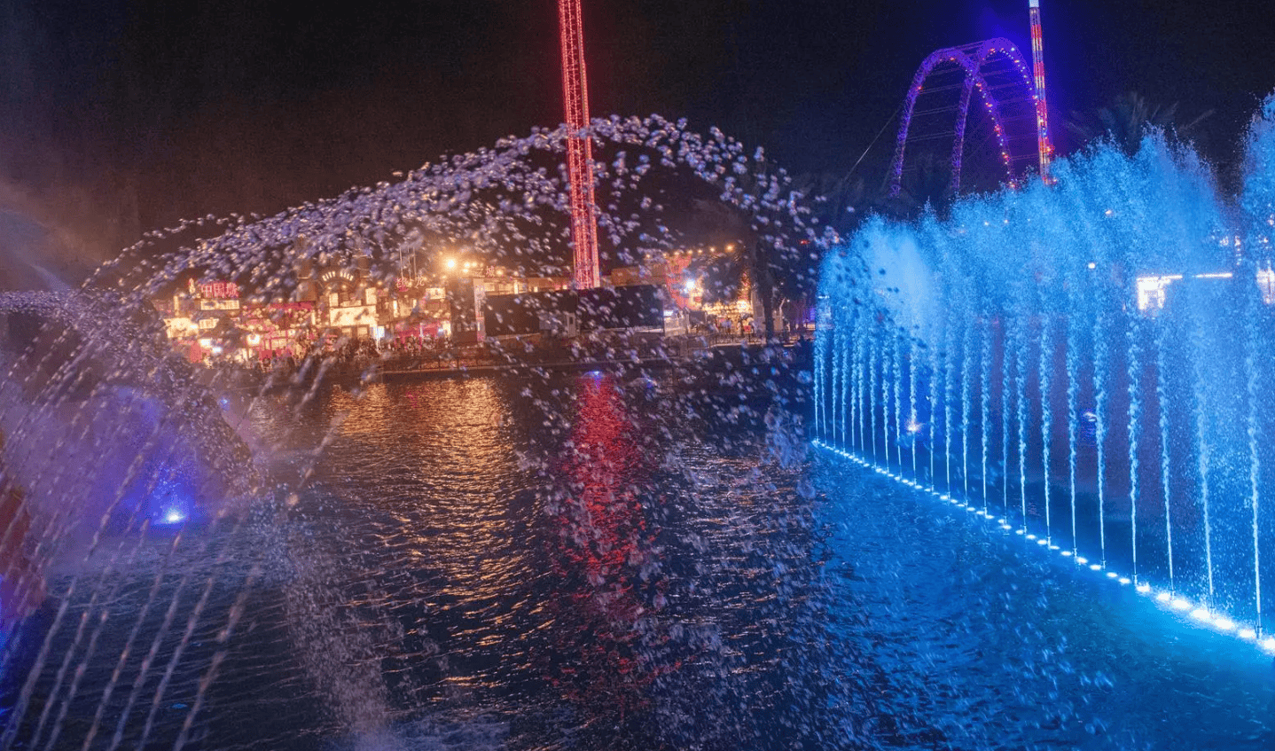 City Walk Garden Attracts Jeddah Season Visitors