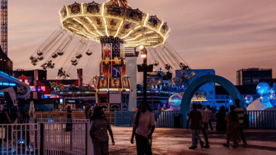 VIDEO: Tourism Minister Ahmed Al-Khatib Enjoys Funfair at Jeddah Tourist Site